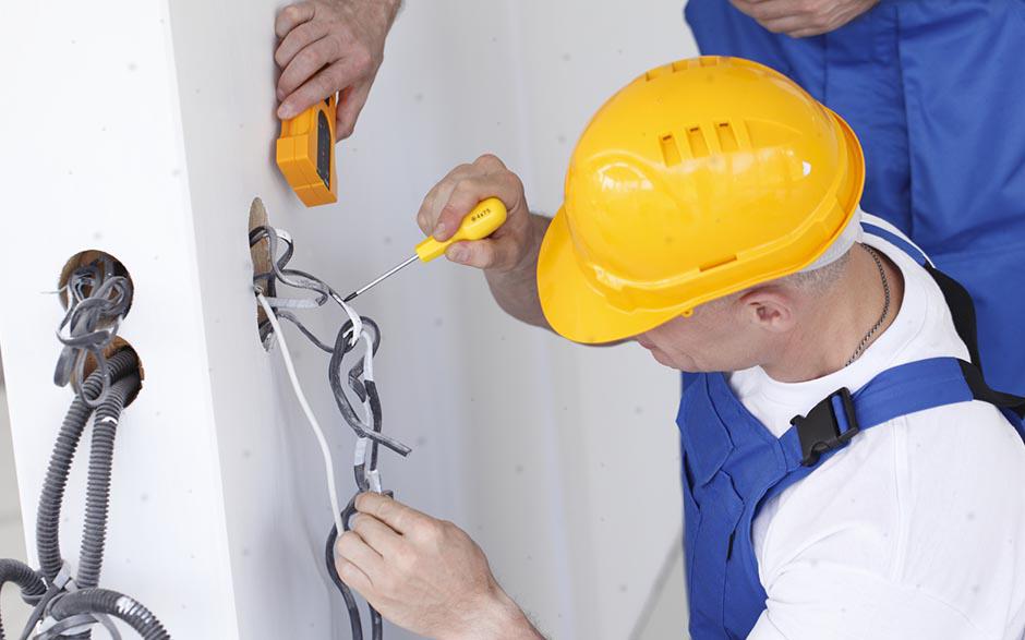 électricien dans le bâtiment Évry